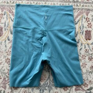 Nike Yoga Luxe Women's High-Waisted Shorts